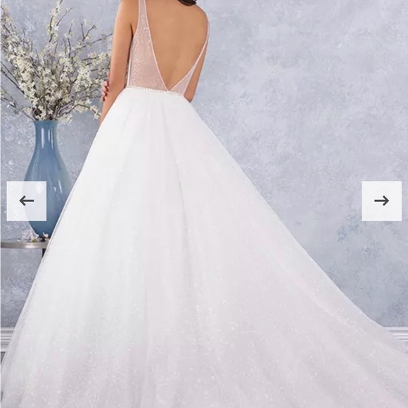 Brand new Alfred Angelo wedding gown - Picture 13 of 13